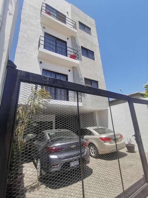 Maar Estudios 6, A 2 Cuadras Del Malecon De Apartment La Paz